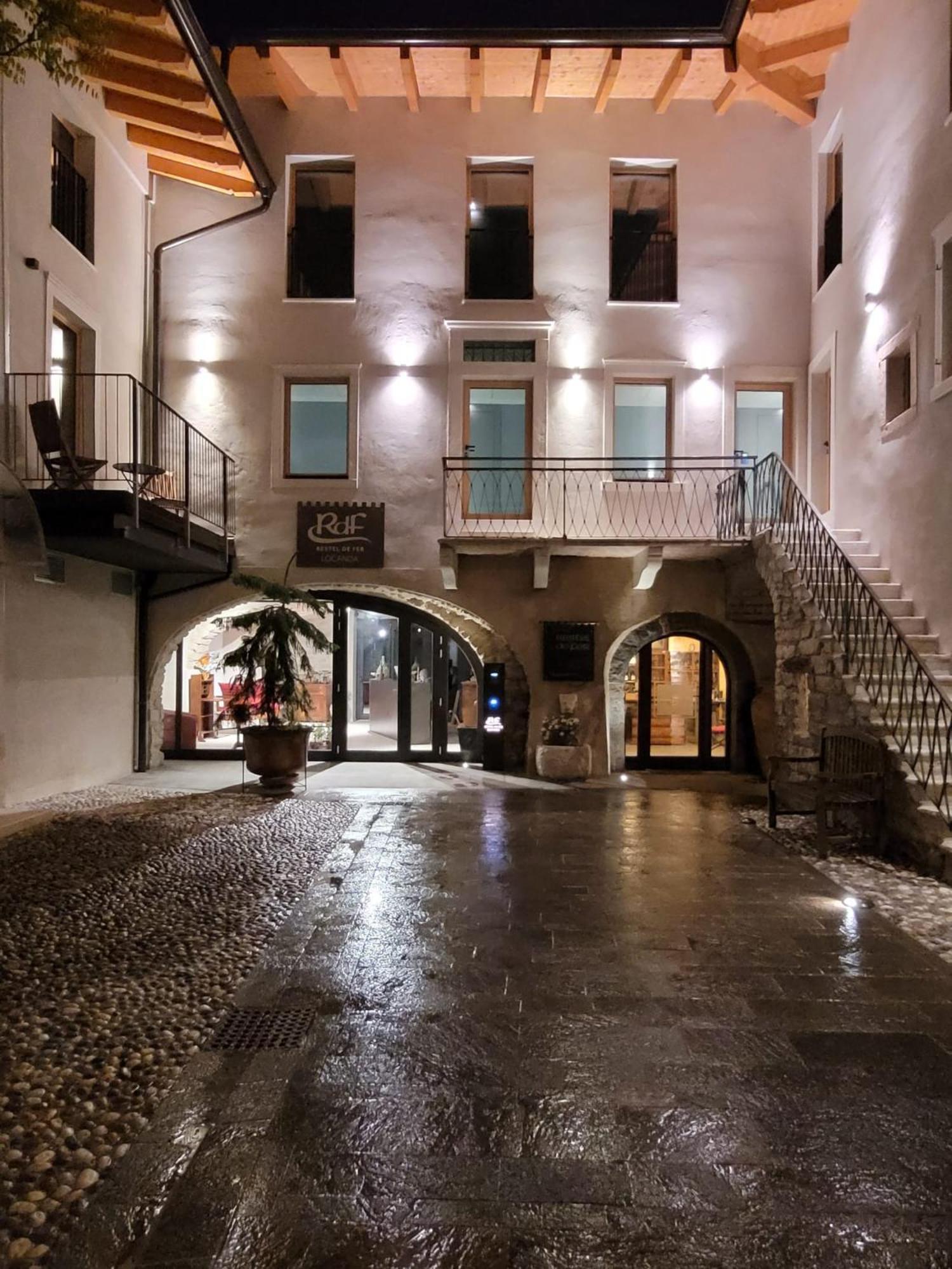 Locanda Restel De Fer ริวาเดลการ์ดา ภายนอก รูปภาพ